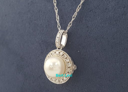 Akoya Pearl & Diamond Halo Pendant Necklace 0.12 ct 14K Gold 20"