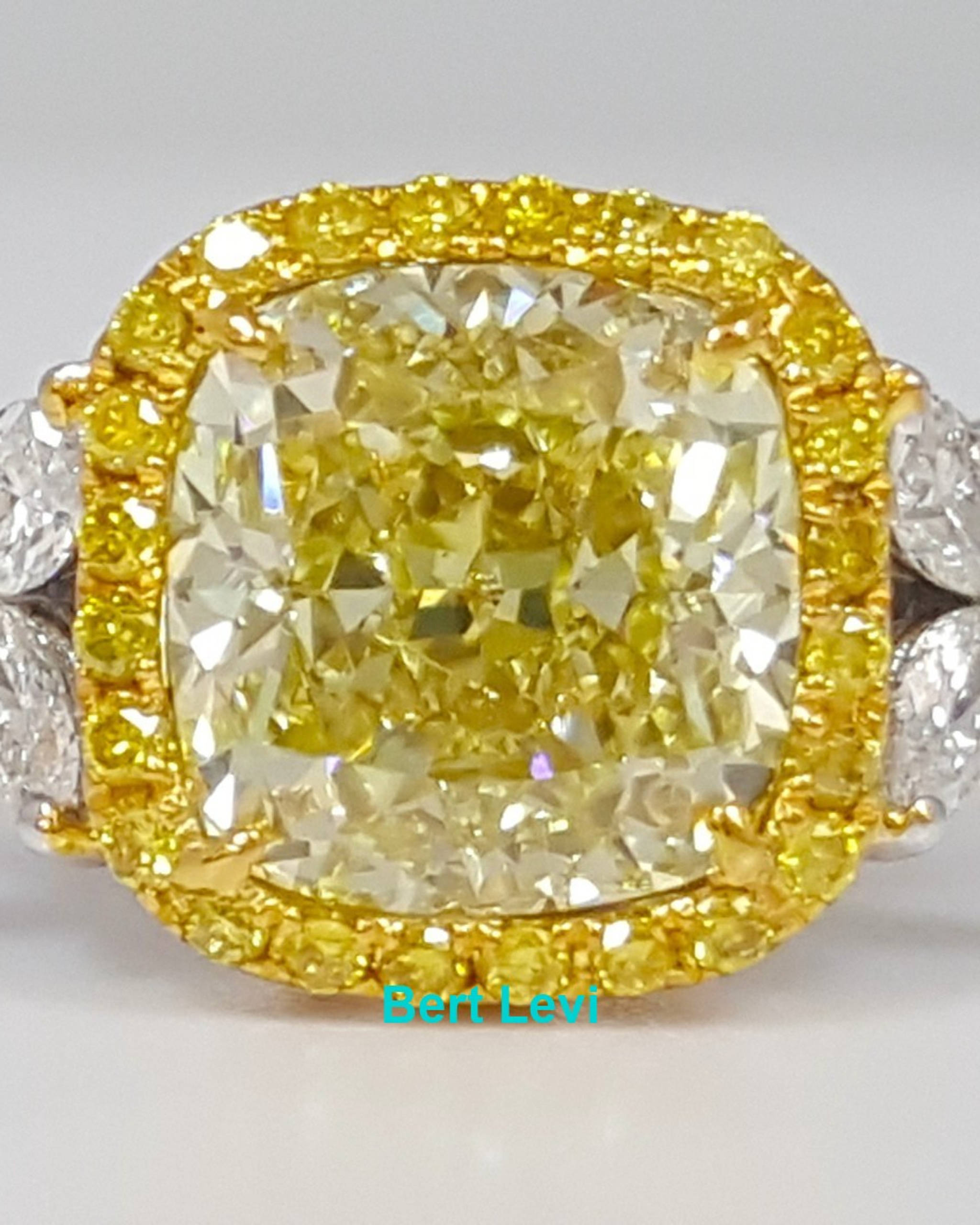 Cushion Fancy Light Yellow Diamond Halo Engagement Ring 2.7 ct GIA Retail $27K