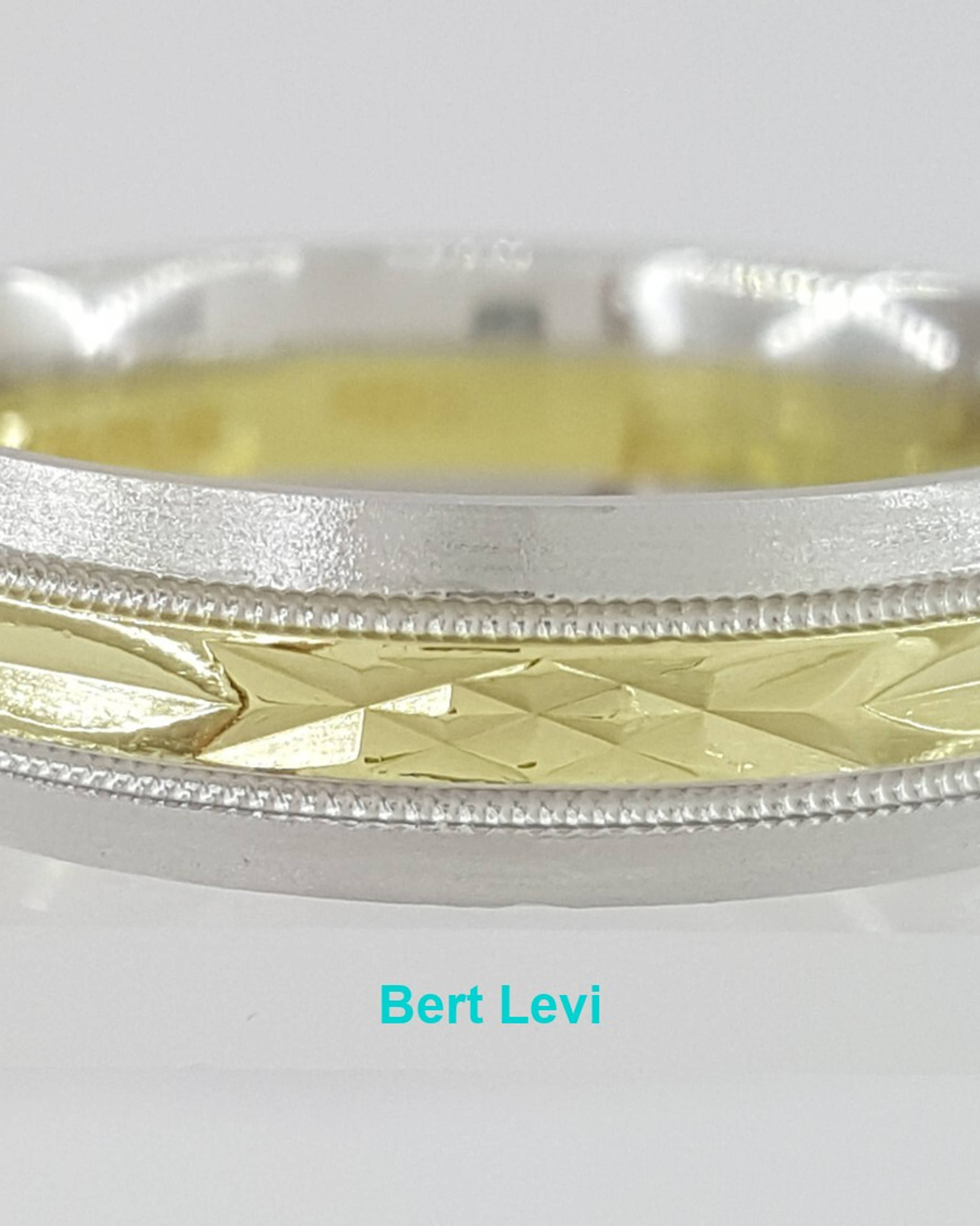 Platinum & 18K Yellow Gold Comfort Fit Men's Wedding Anniversary Band 5.8 mm