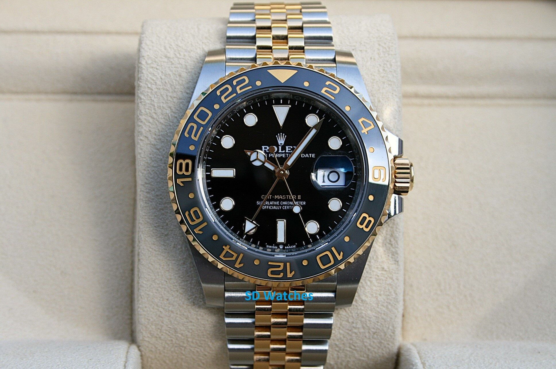 ROLEX 126713GRNR GMT MASTER II ZOMBIE WATCH 18K/SS JUBILEE