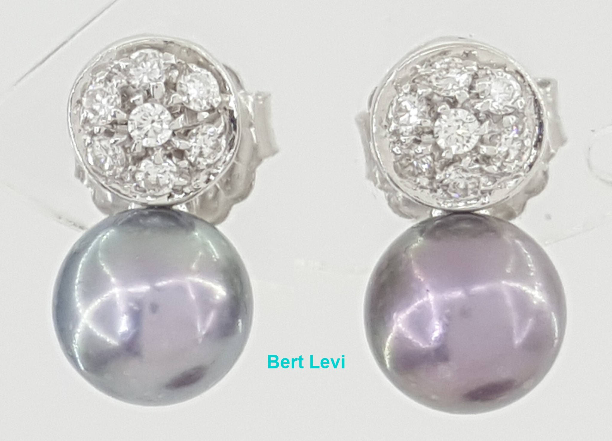 Tahitian Pearls Diamond Earrings 0.21 ct Diamonds 7mm Wide 18K White Gold