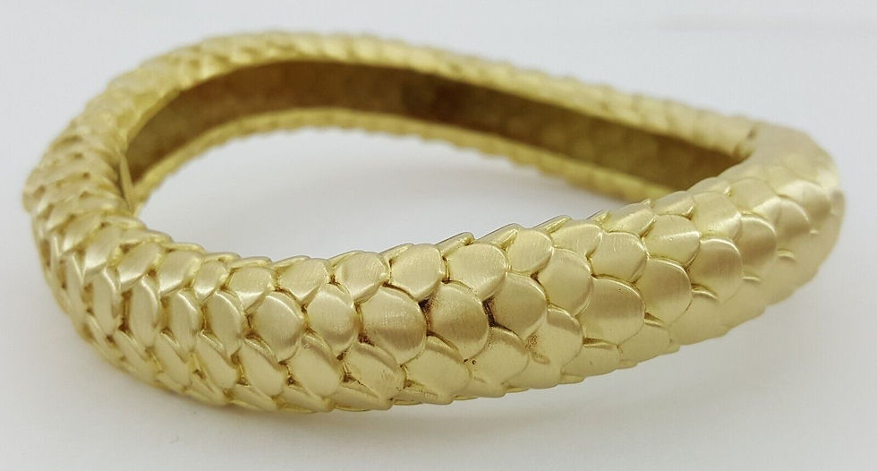 Angela Cummings 18k Yellow Gold Fish Scale Bangle Bracelet Vintage 90.6 Grams