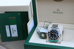 ROLEX 116610 SUBMARINER DATE WATCH NIB