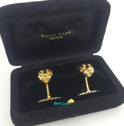 David Webb Ruby & Enamel Leopard Cufflinks 18k Yellow Gold 17.7 Grams