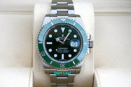 ROLEX 116610LV GREEN SUBMARINER WATCH HULK