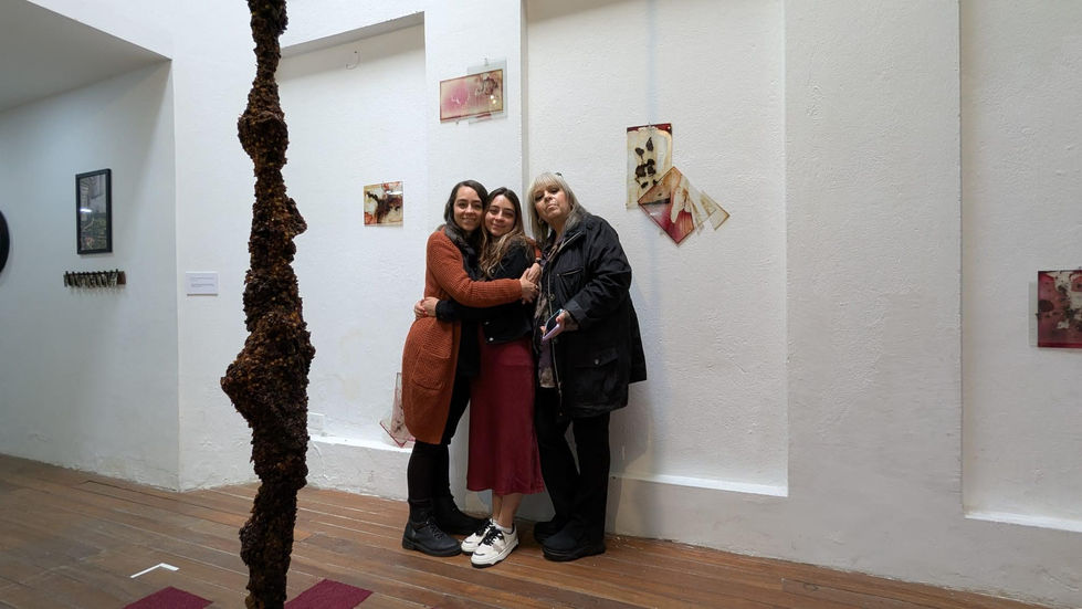 la abuela, la madre y la hija