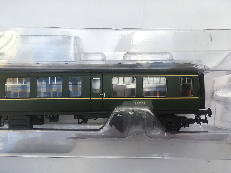 Thumbnail: 32-515 DERBY LIGHTWEIGHT 2 CAR DMU BR GREEN WITH YELLOW WARNING PANEL