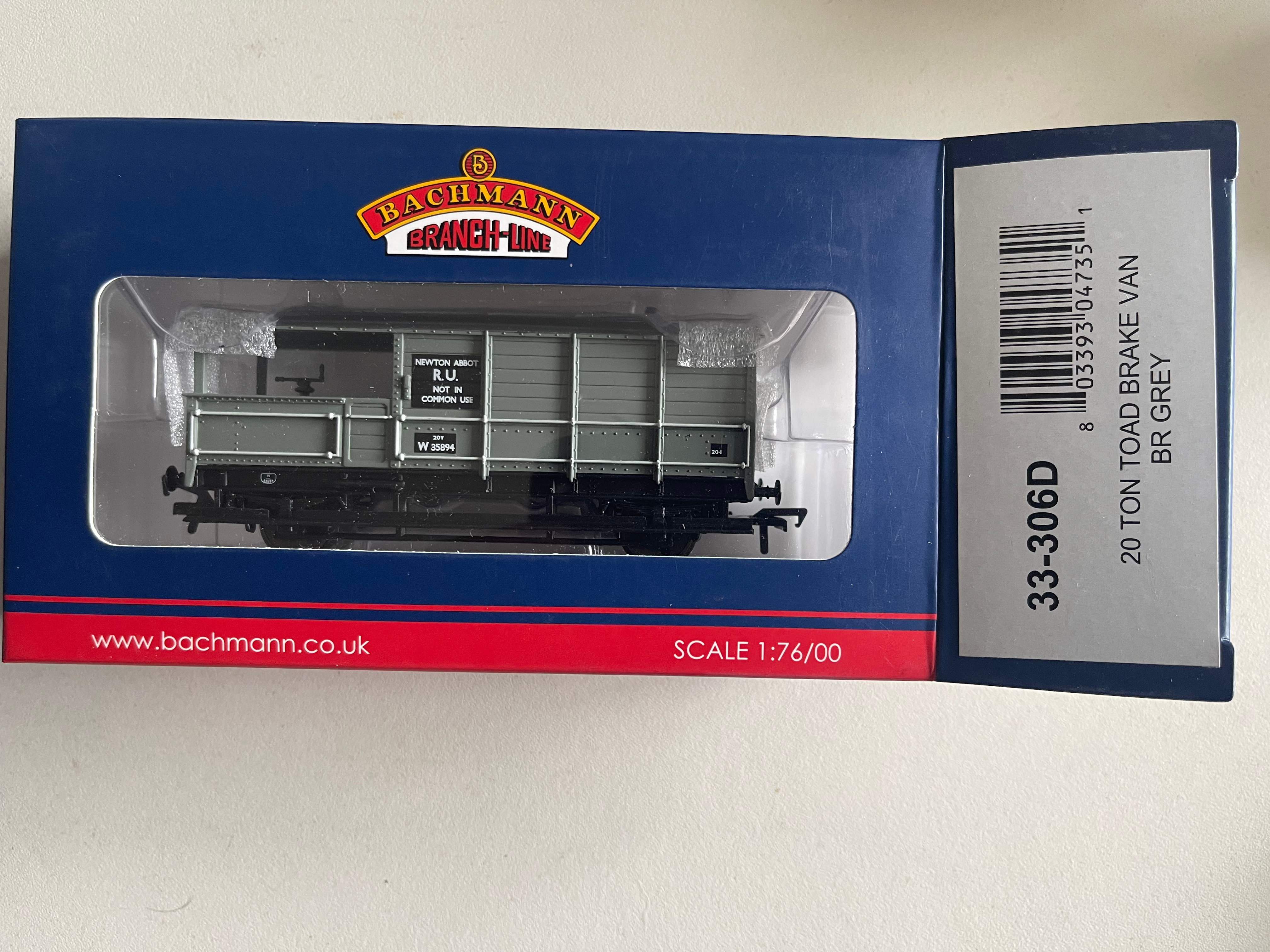 33-306D 20 TON TOAD BRAKE VAN BR GREY