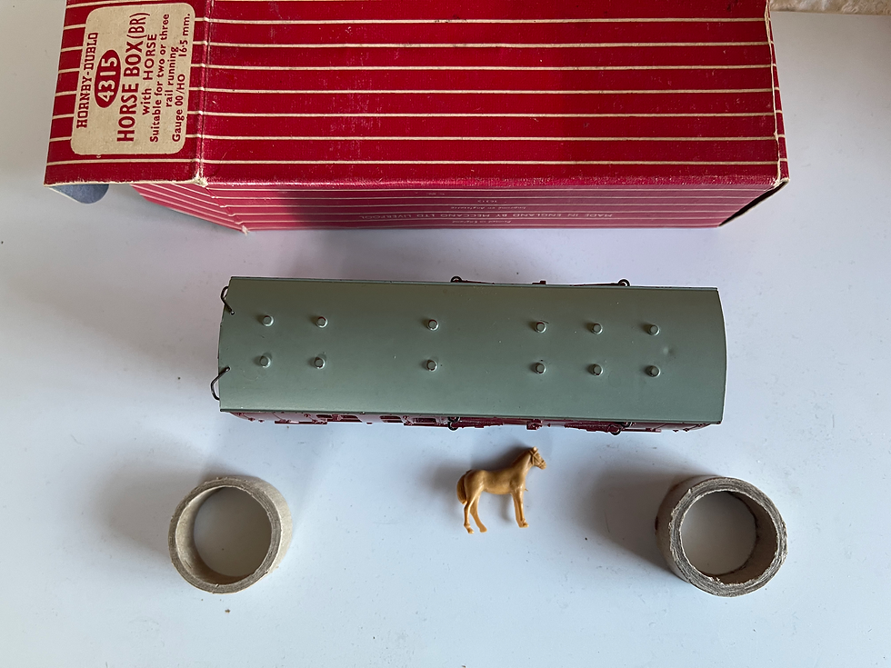 Thumbnail: 4315 HORSE BOX BR BROWN BOXED (includes horse)
