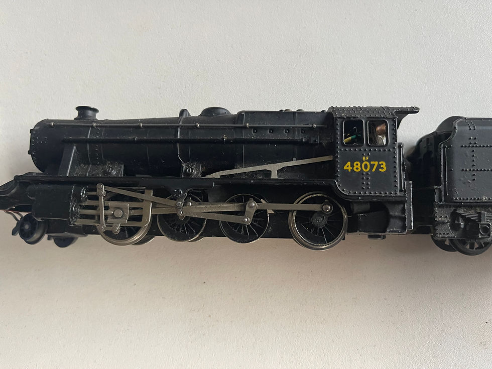 Thumbnail: 2224 2-RAIL BR BLACK CLASS 8F LOCOMOTIVE 48073 & TENDER - RINGFIELD