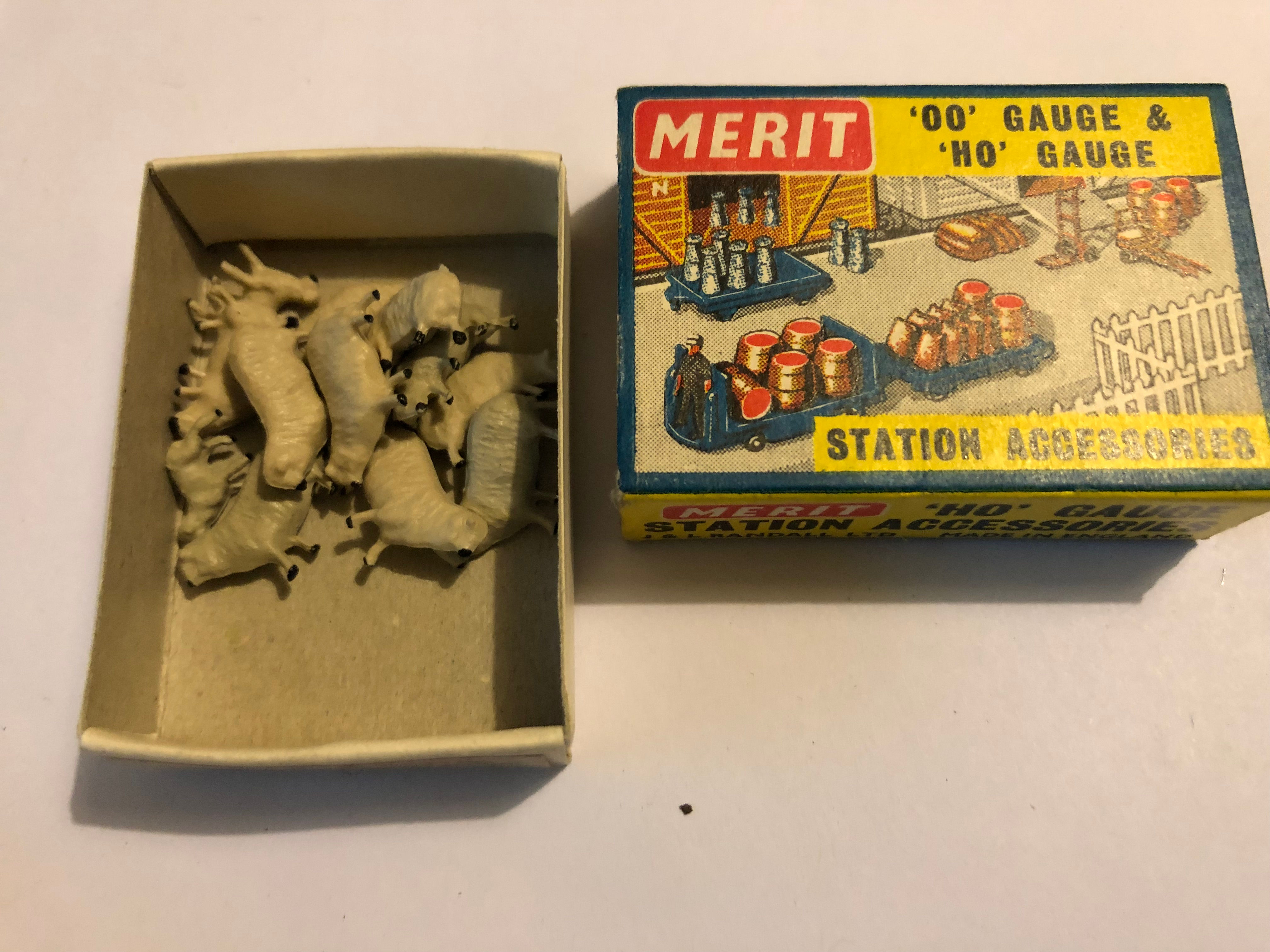 MERIT 5110 SHEEP & LAMBS (12)