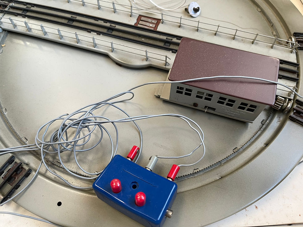 Thumbnail: MARKLIN M 7186 ELECTRIC TURNTABLE