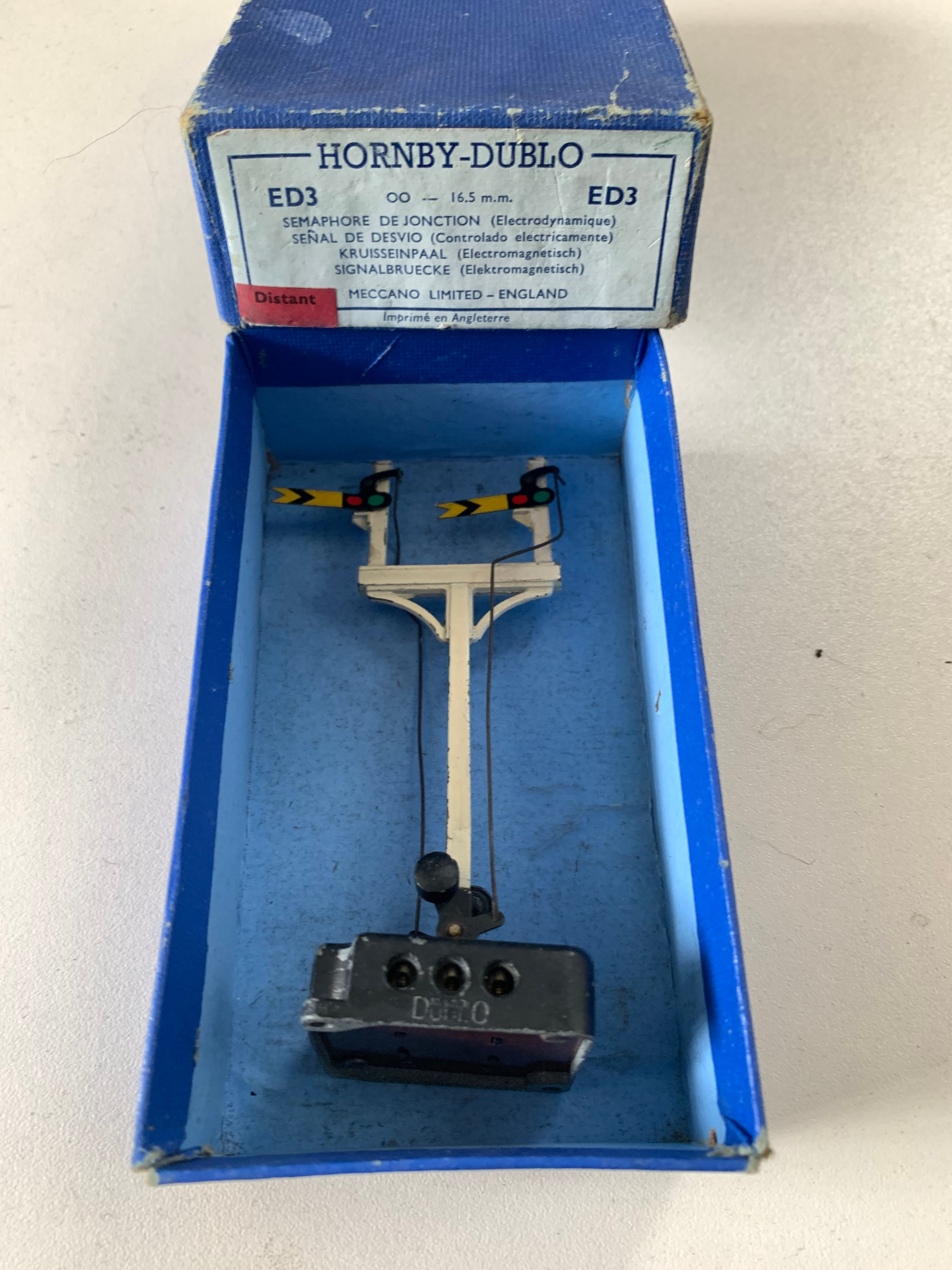 32137 ED3 ELECTRIC JUNCTION SIGNAL - DISTANT