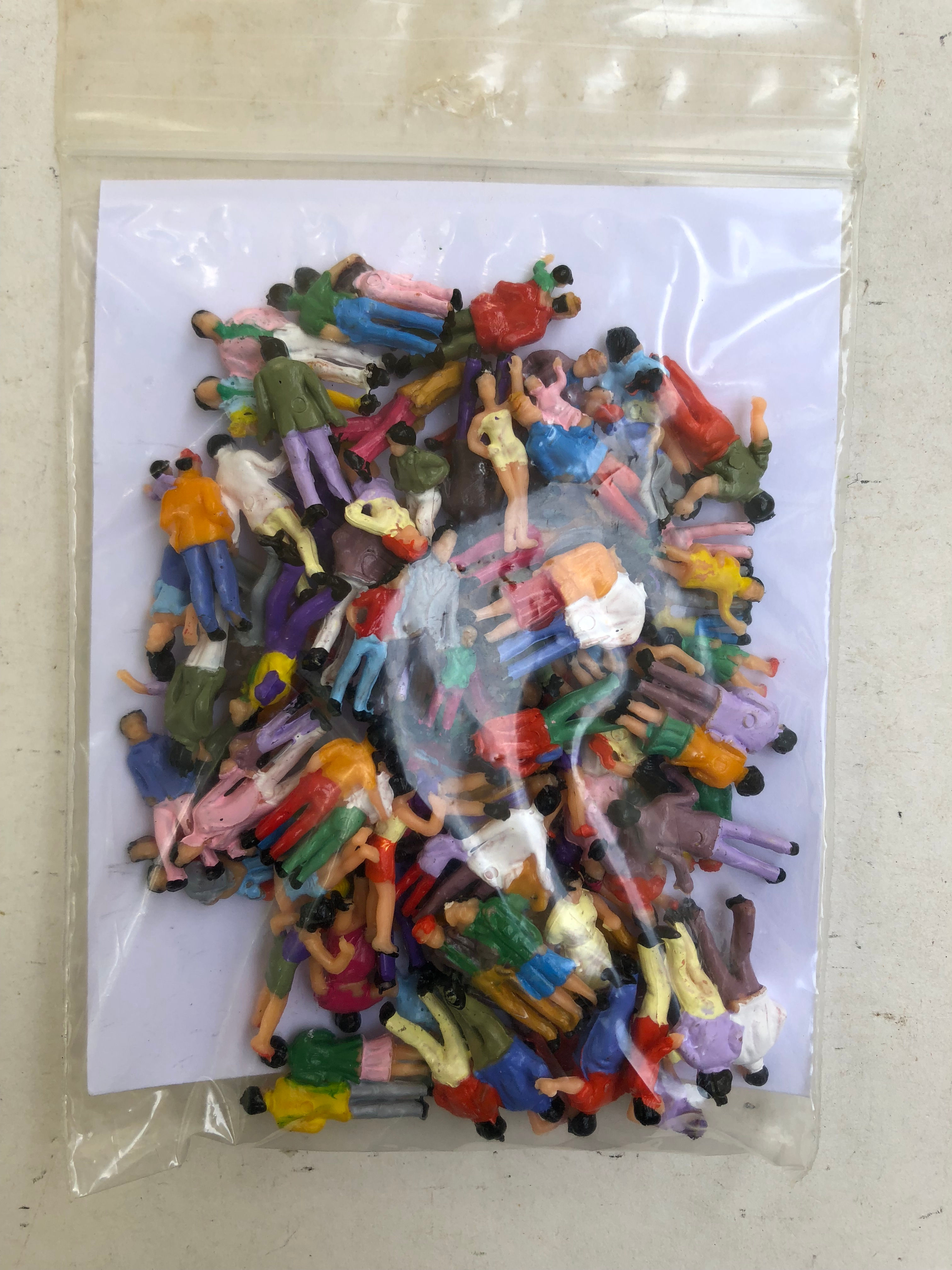 FINISHING TOUCHES - APPROX 100 x PAINTED PEOPLE