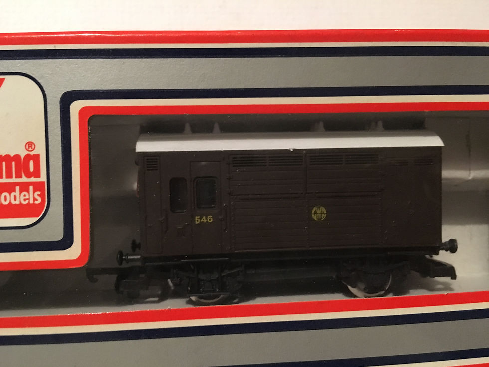 305625W GWR HORSE BOX