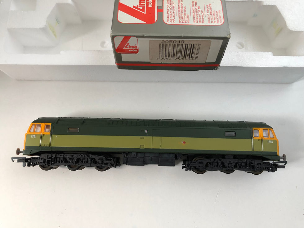 Thumbnail: 205049 CLASS 47 BR TWO TONE GREEN DIESEL LOCOMOTIVE 1761