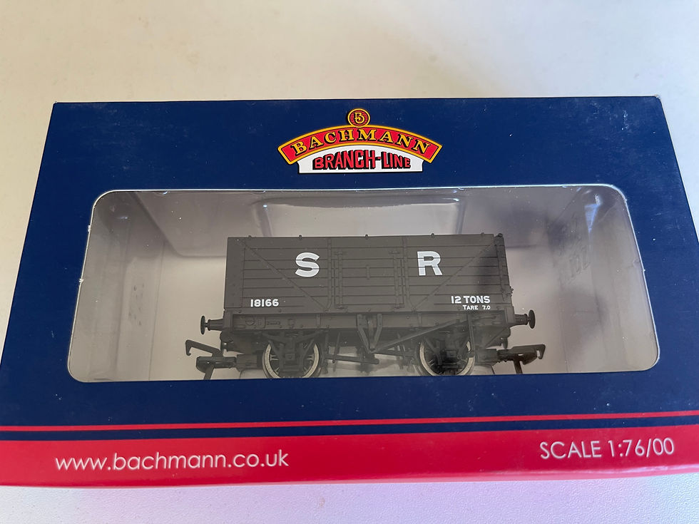 Thumbnail: 37-090 7 PLANK END DOOR WAGON SR BROWN