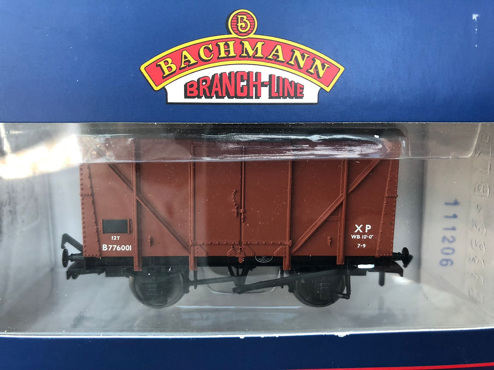 Thumbnail: 38-170C 12 TON BR PLYWOOD VENT VAN BAUXITE (EARLY)