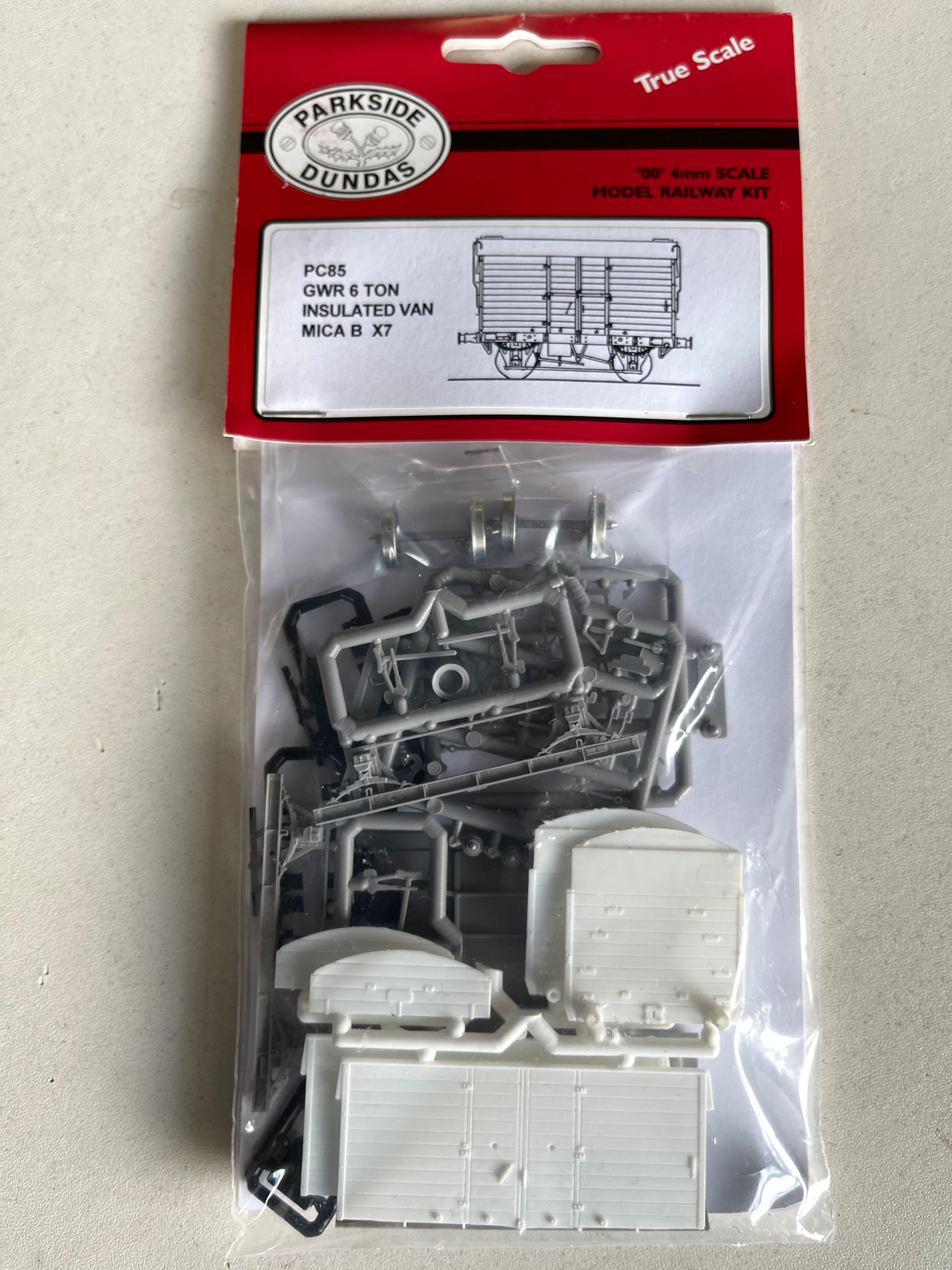 PARKSIDE DUNDAS PC85 GWR 6 TON INSULATED VAN MICA B X7