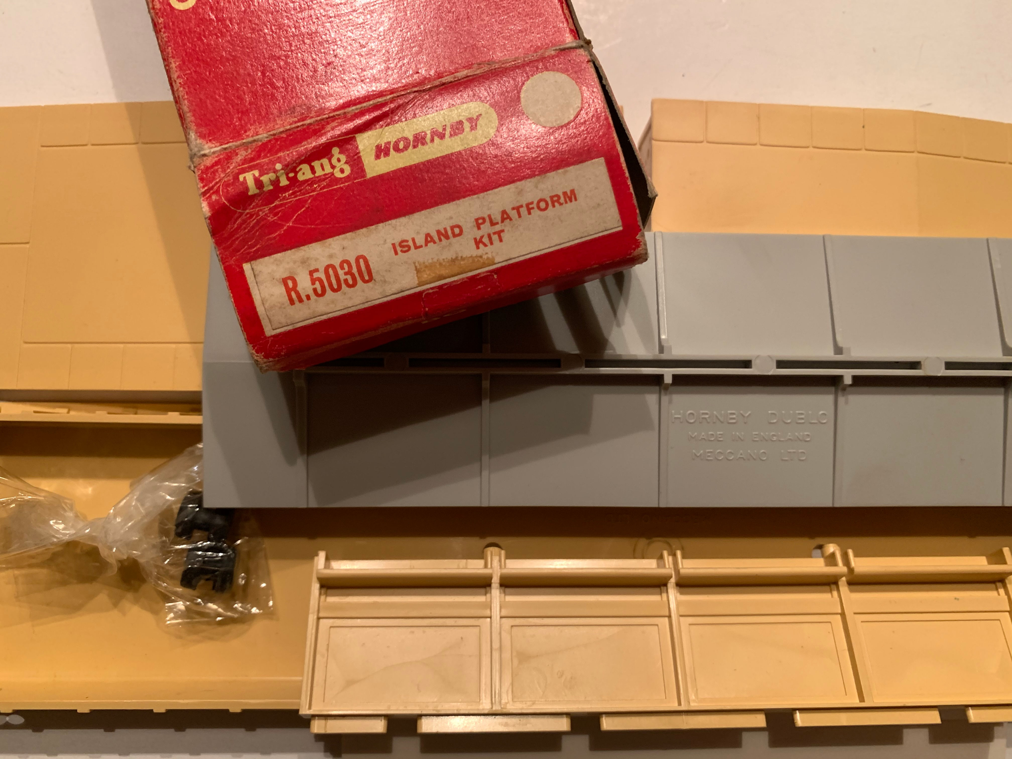 R.5030 ISLAND PLATFORM KIT (NEW) - VERY RARE