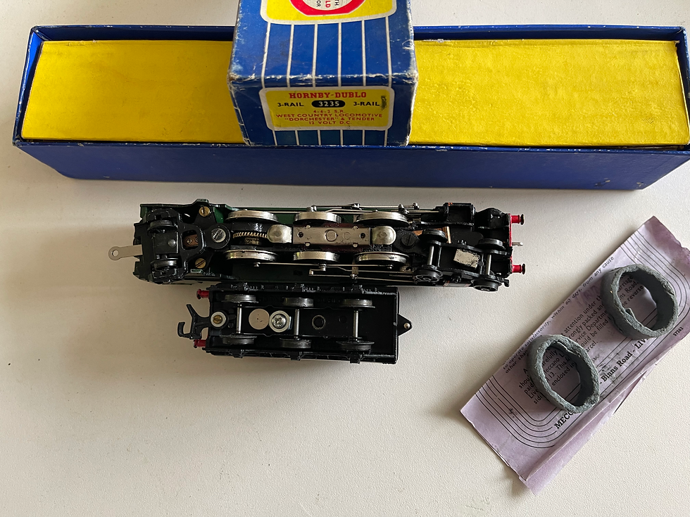 Thumbnail: 3235 4-6-2 SR WEST COUNTRY DORCHESTER LOCOMOTIVE & TENDER - BOXED