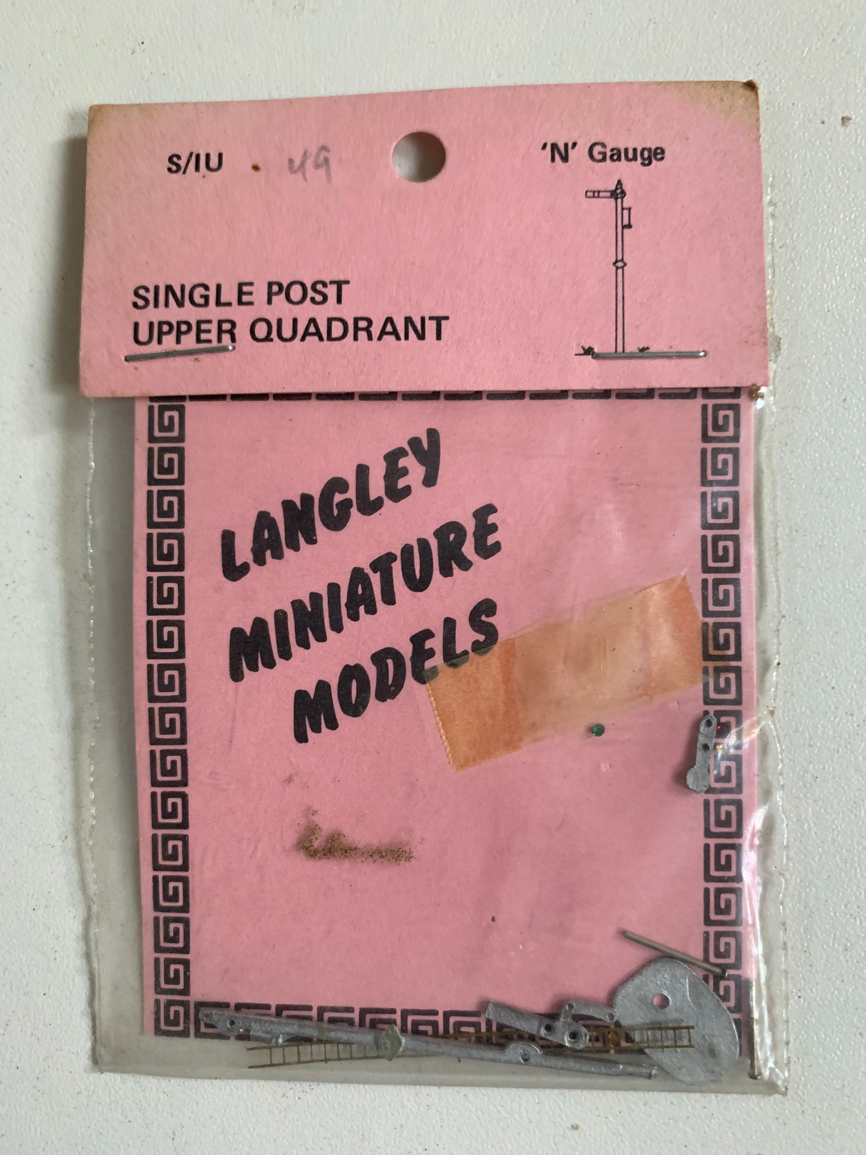 LANGLEY MINIATURE MODELS N GAUGE - SINGLE POST UPPER QUADRANT SIGNAL