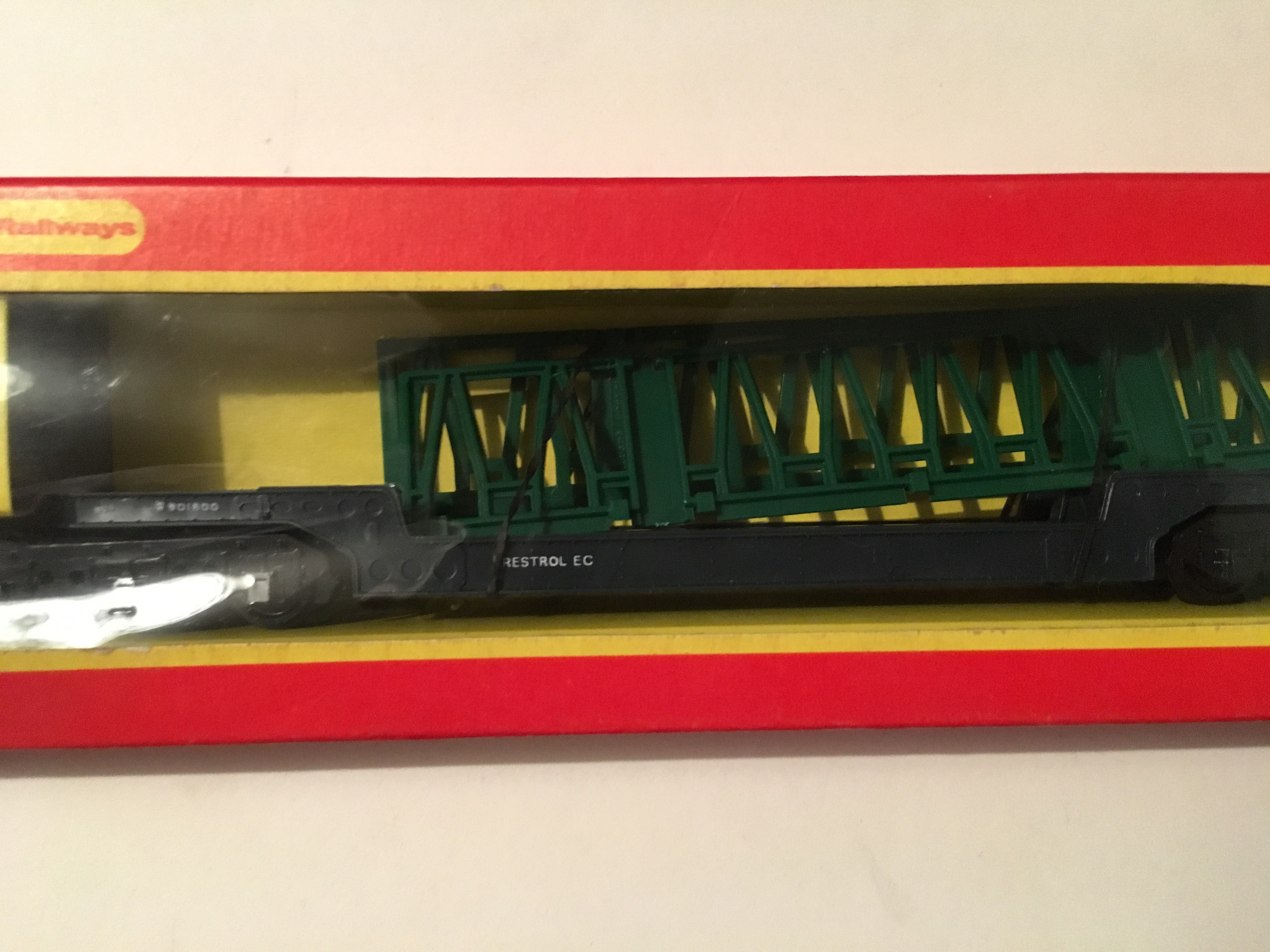 R.242 B.R. TRESTROL WAGON