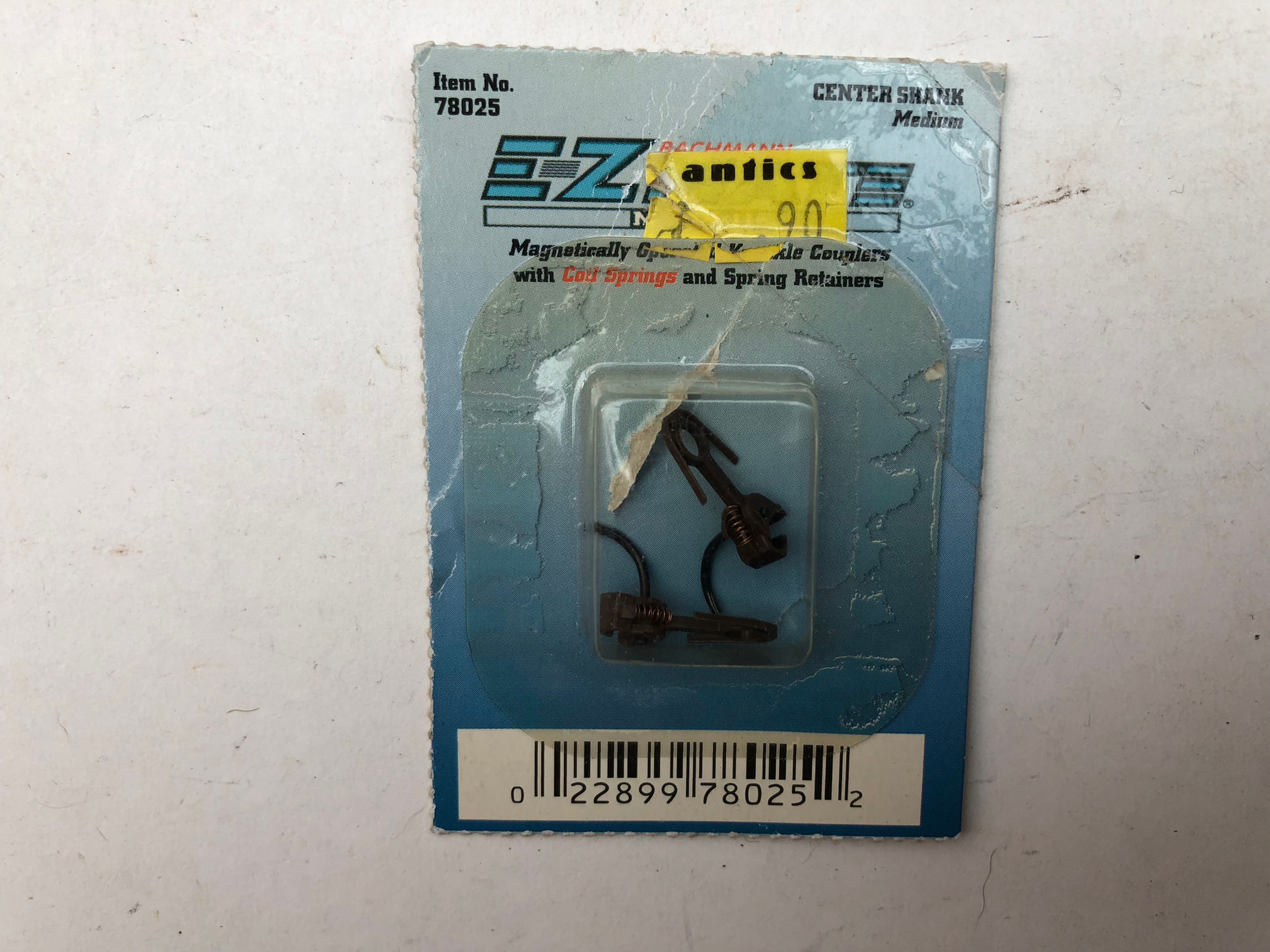 E-Z MATE MARK II KNUCKLE COUPLERS (2)