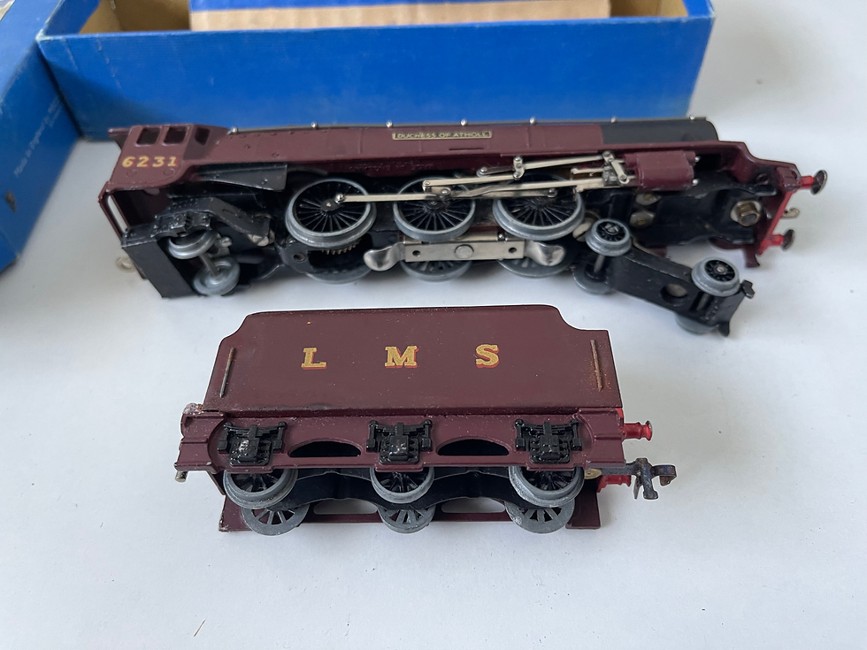 Thumbnail: EDL2 DUCHESS OF ATHOLL LOCOMOTIVE & TENDER BOXED