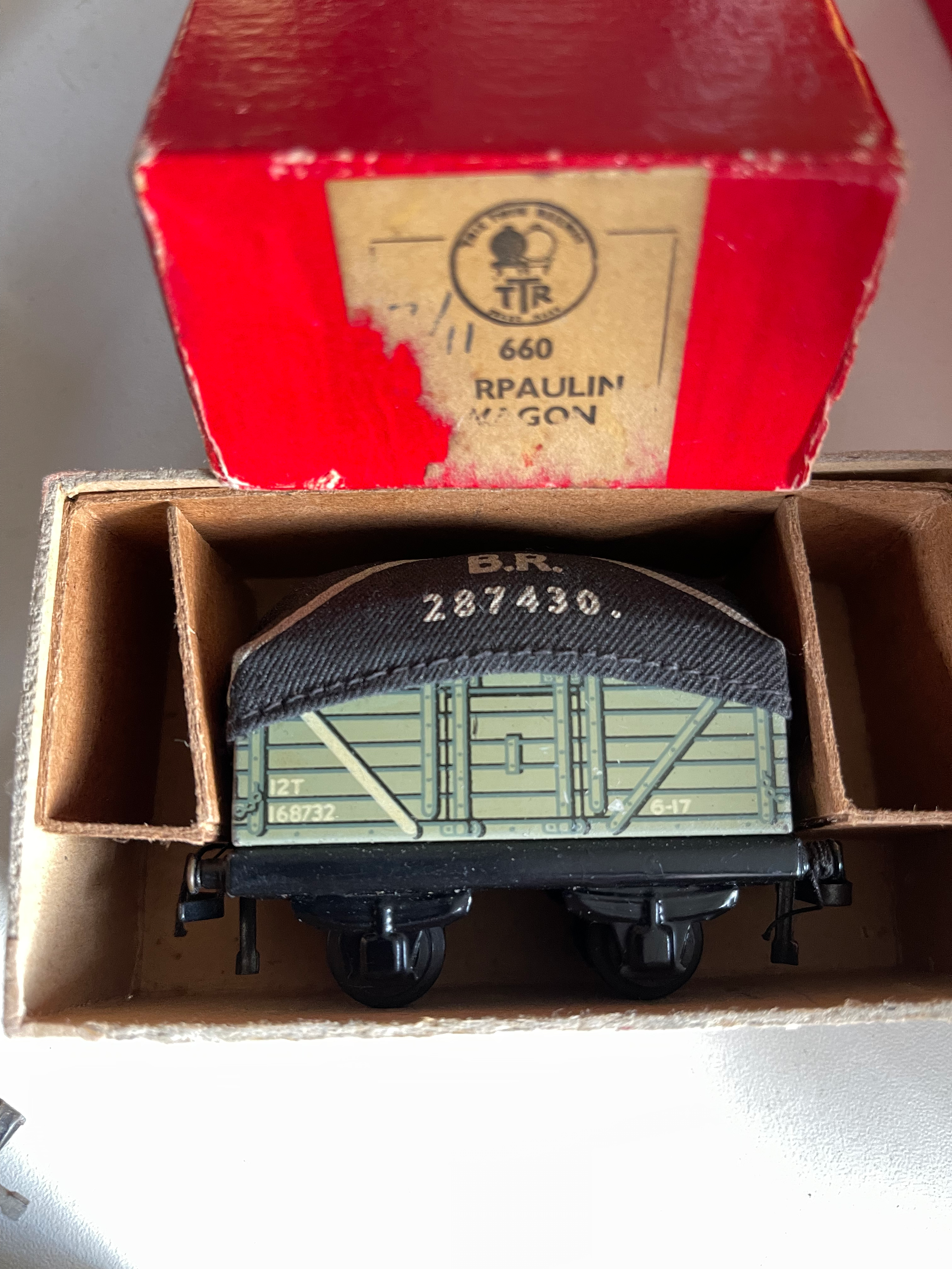 660 TARPAULIN WAGON 287430