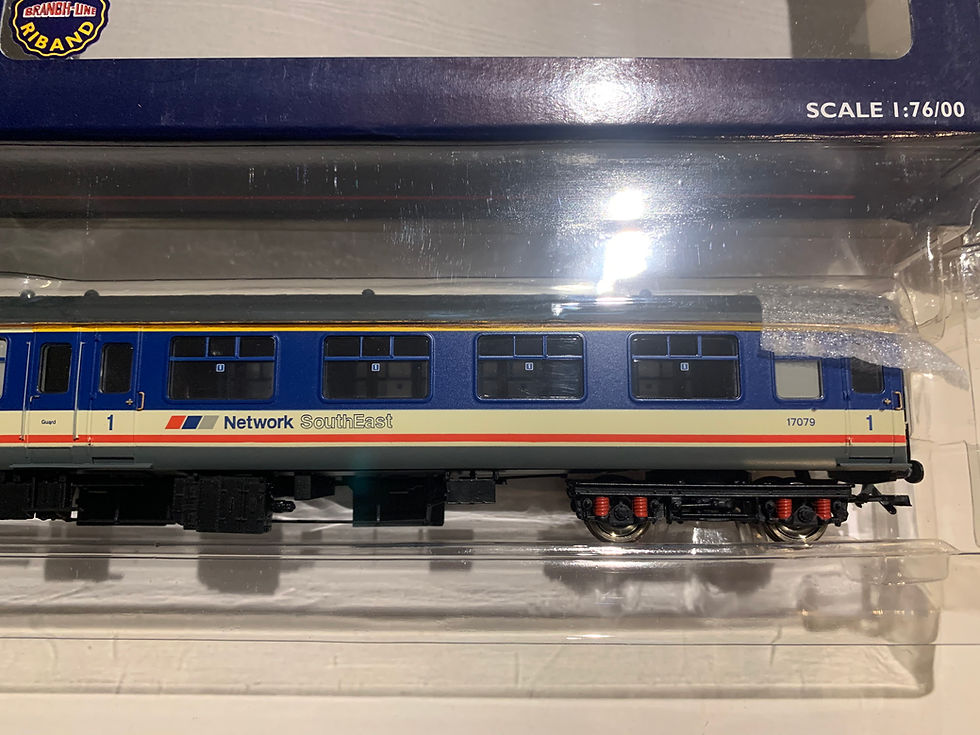 Thumbnail: 39-412 BR MK2A BFK BRAKE CORRIDOR FIRST NETWORK SOUTHEAST 17079