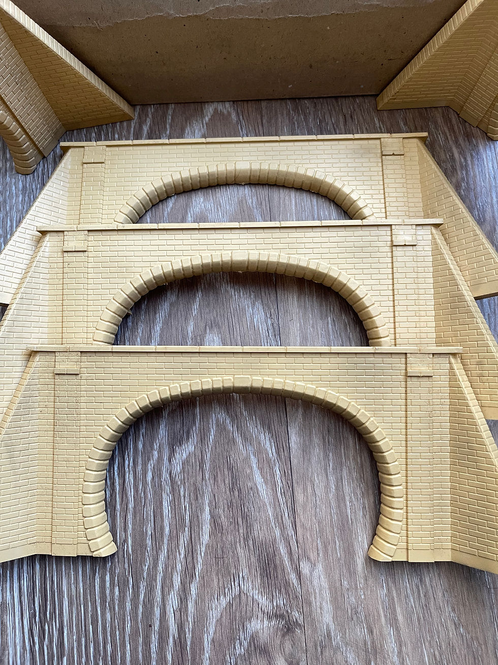 Thumbnail: 5094 5 TUNNEL ENDS - DOUBLE TRACK - BOXED