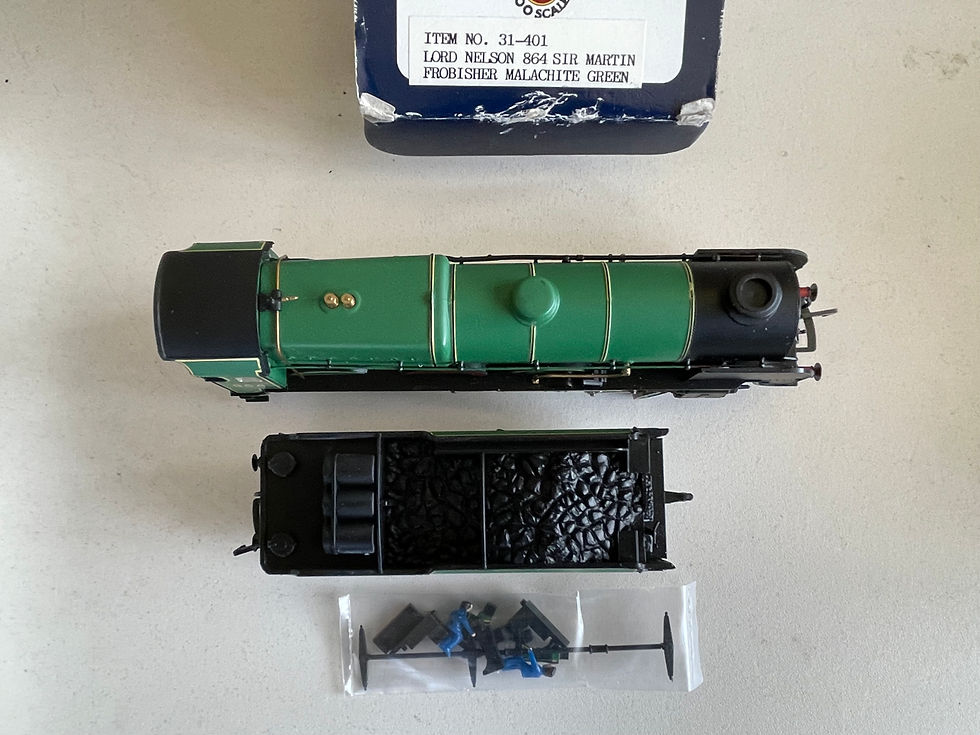 Thumbnail: 31-401 LORD NELSON 864 SIR MARTIN FROBISHER MALACHITE GREEN