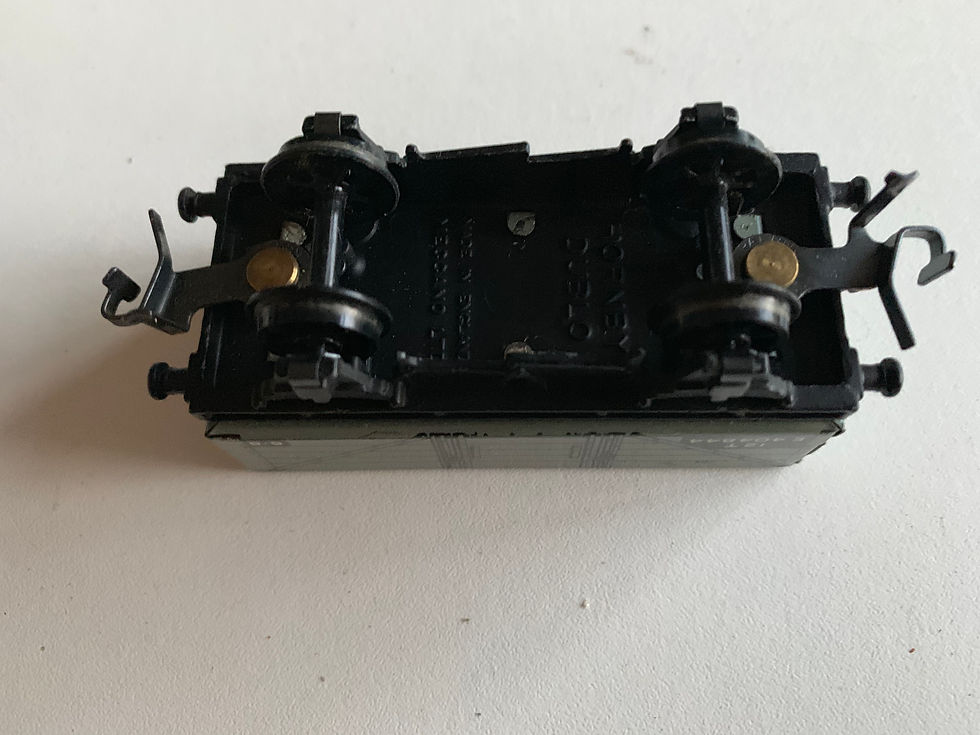 Thumbnail: 32025 COAL WAGON D1 (B.R.) E404844 - 2 or 3 RAIL