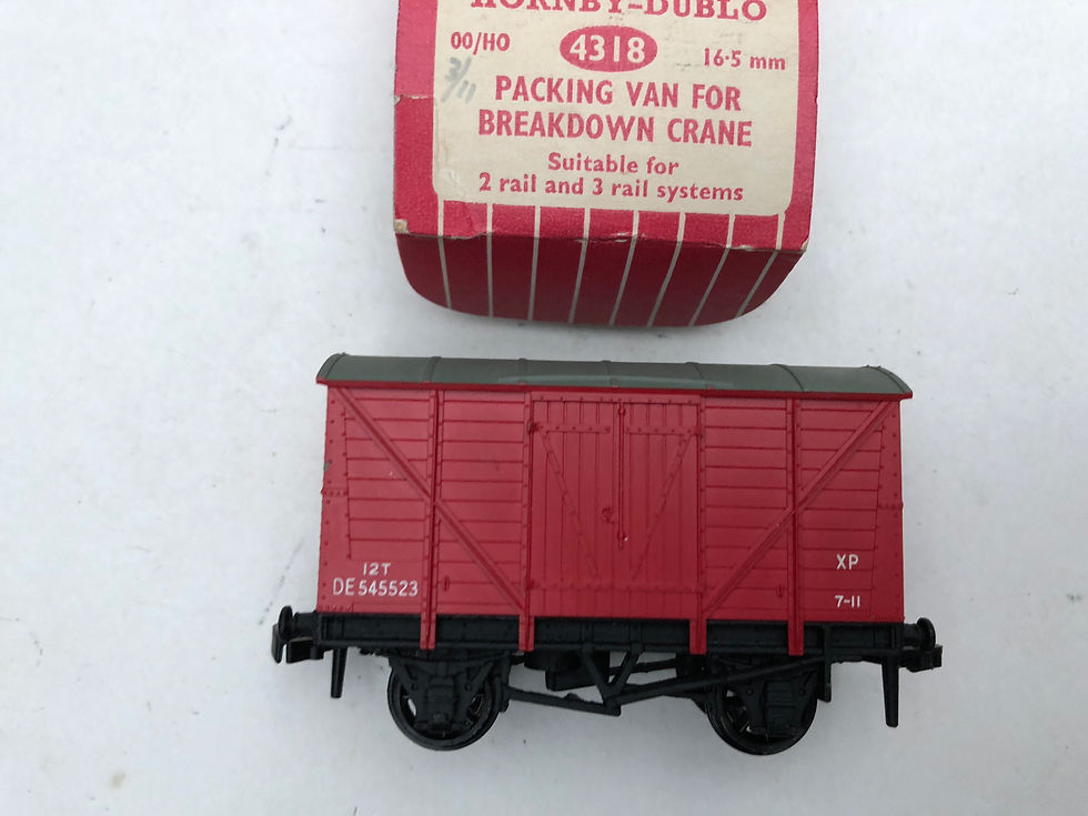 Thumbnail: 4318 PACKING VAN FOR BREAKDOWN CRANE -BOXED (plastic couplings)