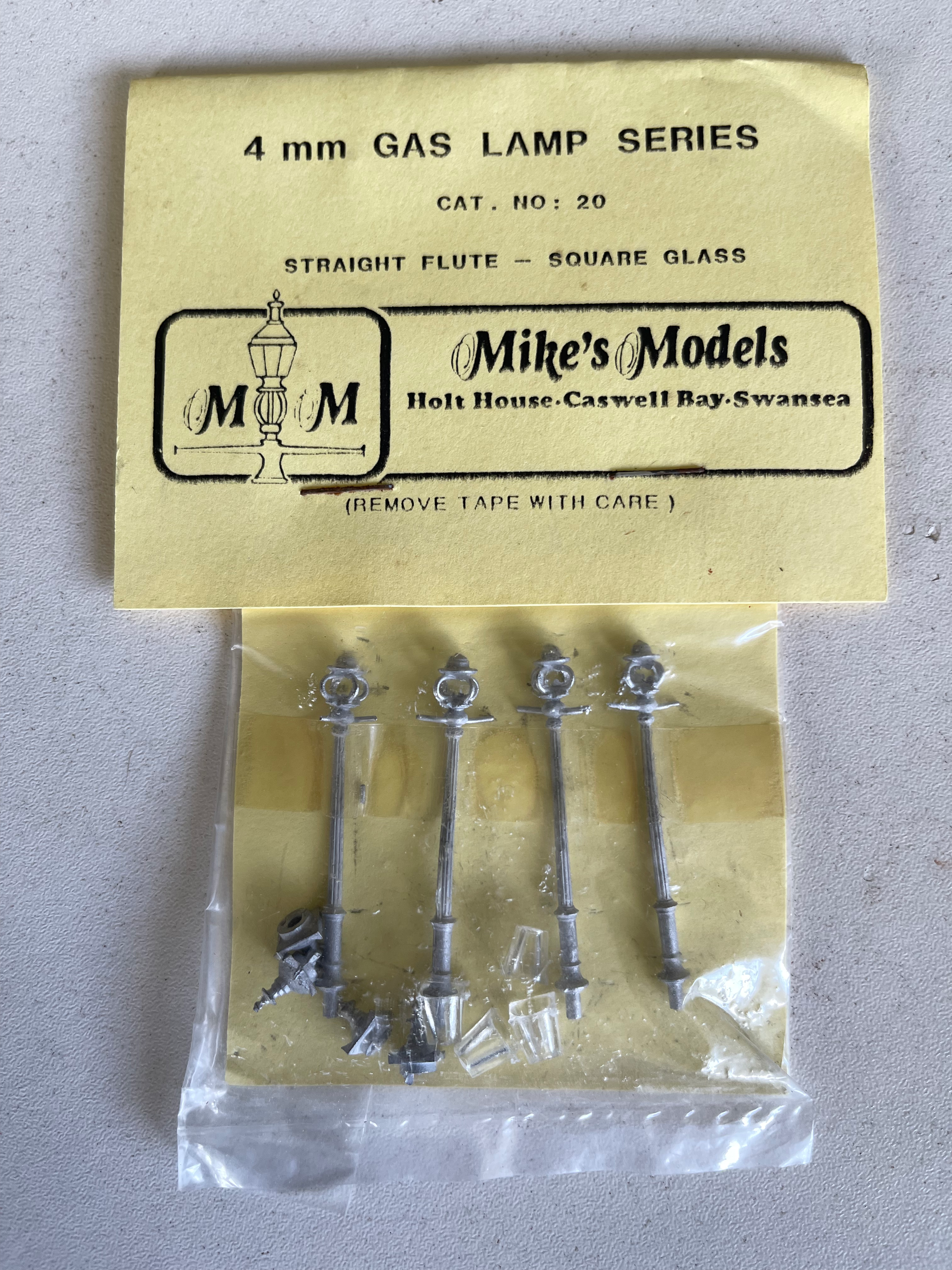 MIKE'S MODELS - No 20 GAS LAMP - STRAIGHT FLUTES TAPERED