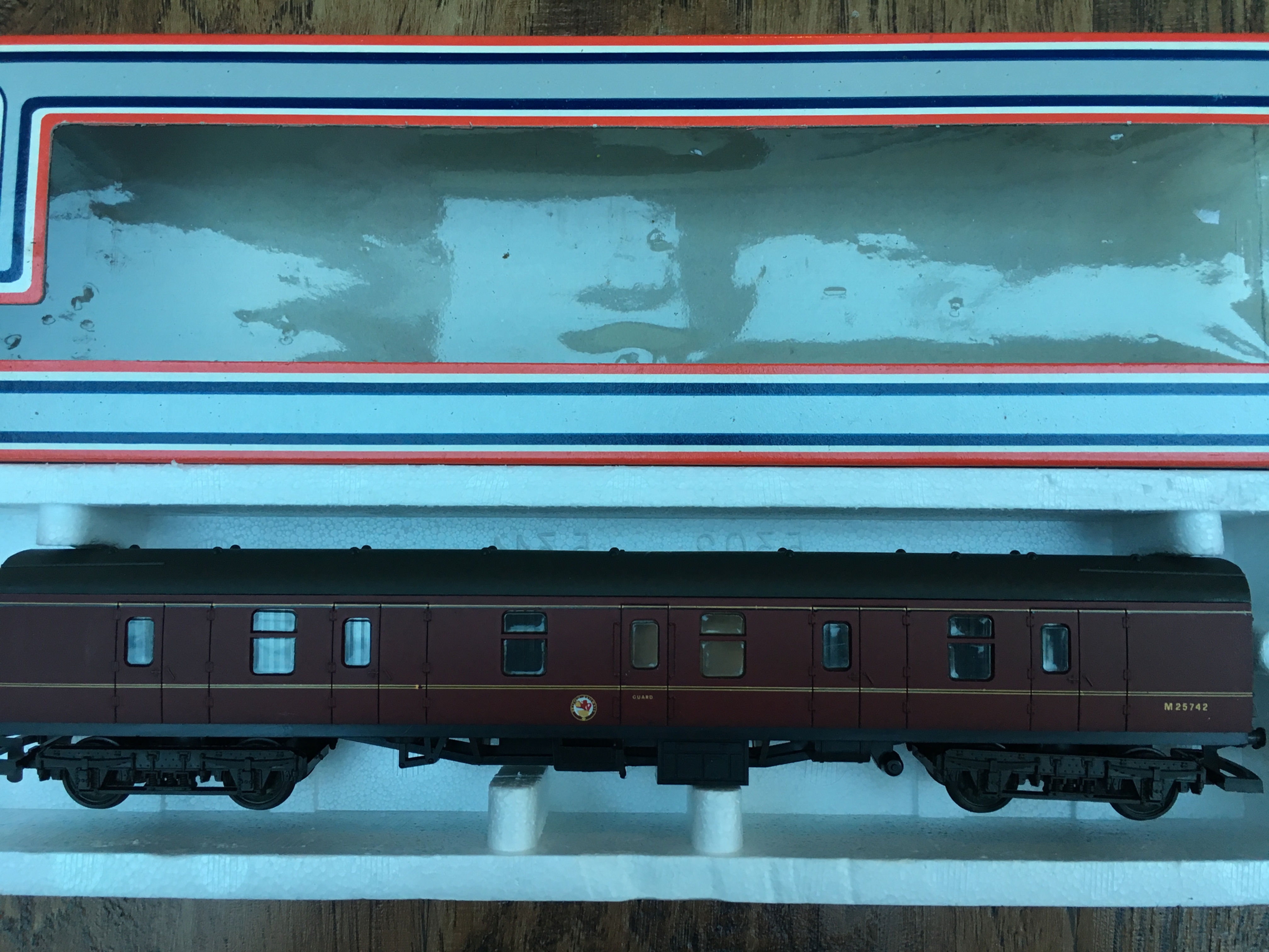 305342W BR MAROON FULL BRAKE M25742