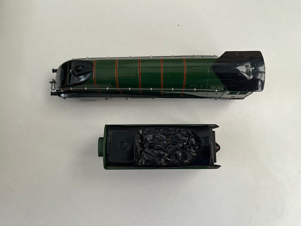 Thumbnail: EDL11 GLOSS 4-6-2 SILVER KING 3 RAIL LOCOMOTIVE & TENDER - UNBOXED