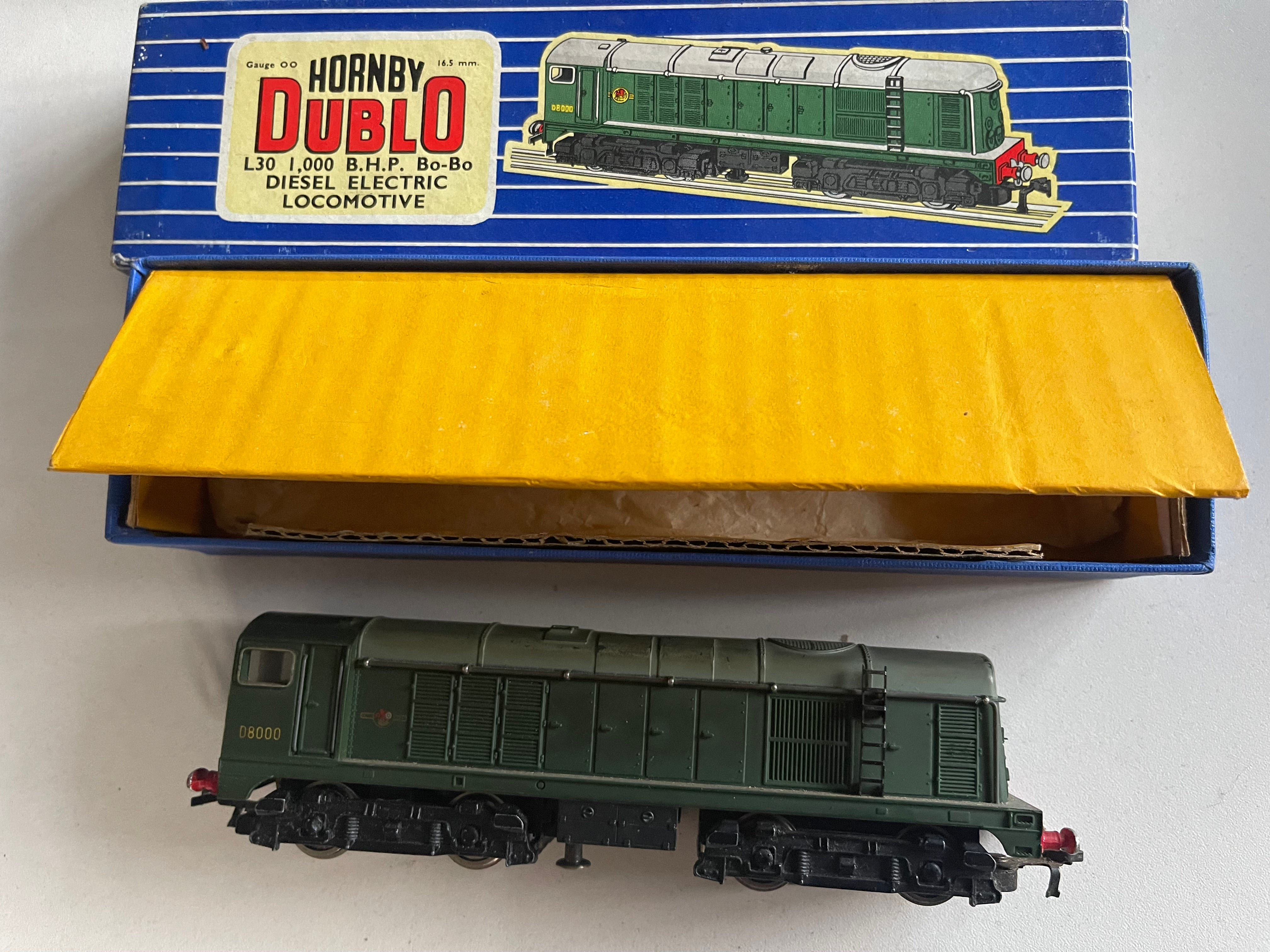 L.30 1,000 B.H.P. BO-BO DIESEL ELECTRIC LOCOMOTIVE D8000