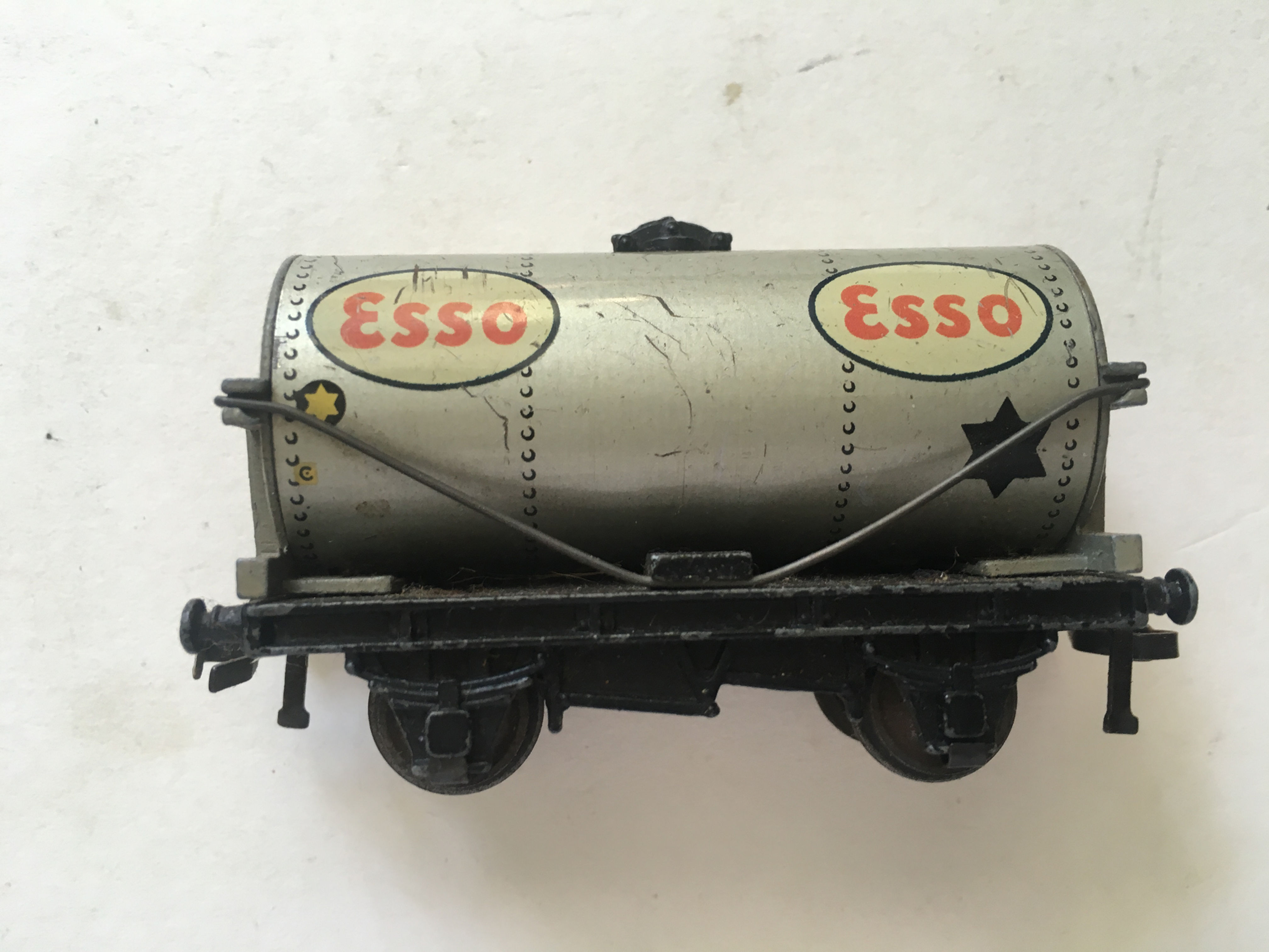 32081 ESSO OIL TANK WAGON