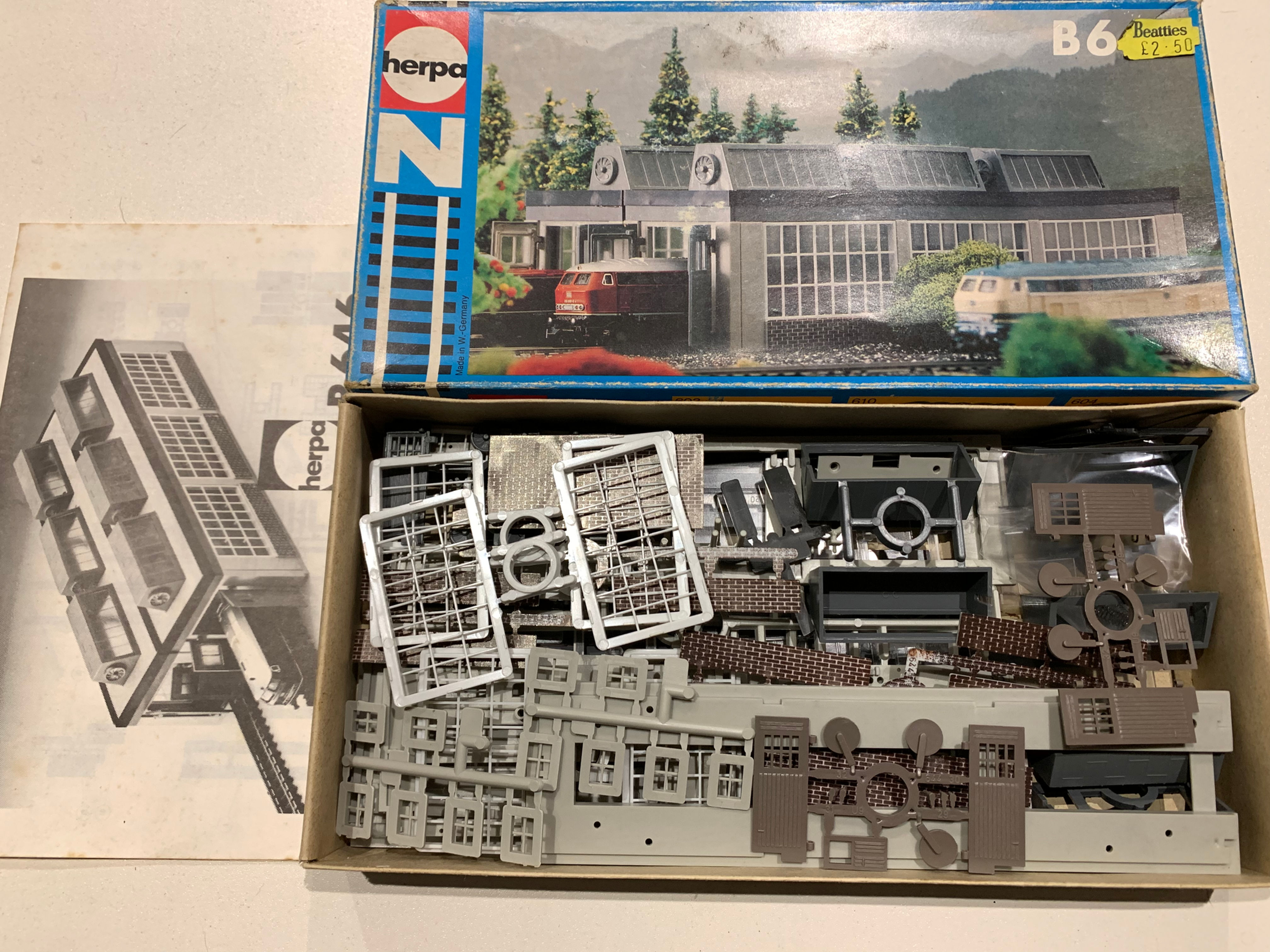 HERPA N GAUGE - B646 ENGINE SHED