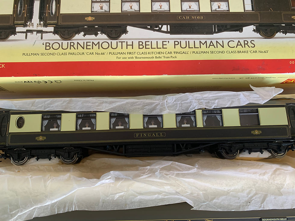 Thumbnail: R.4169 BOURNEMOUTH BELLE PULLMAN CARS SET (3)