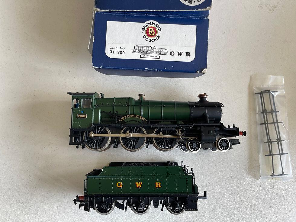 Thumbnail: 31-300 MANOR CLASS 7802 BRADLEY MANOR GWR GREEN
