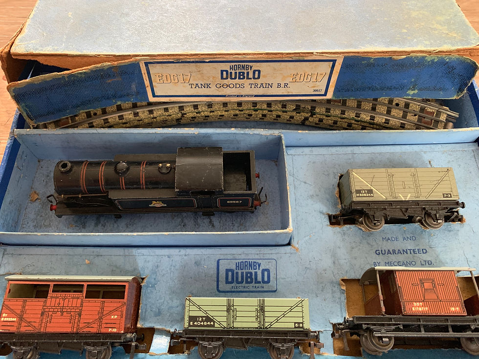 Thumbnail: EDG17 2-6-4 TANK GOODS B.R. TRAIN SET