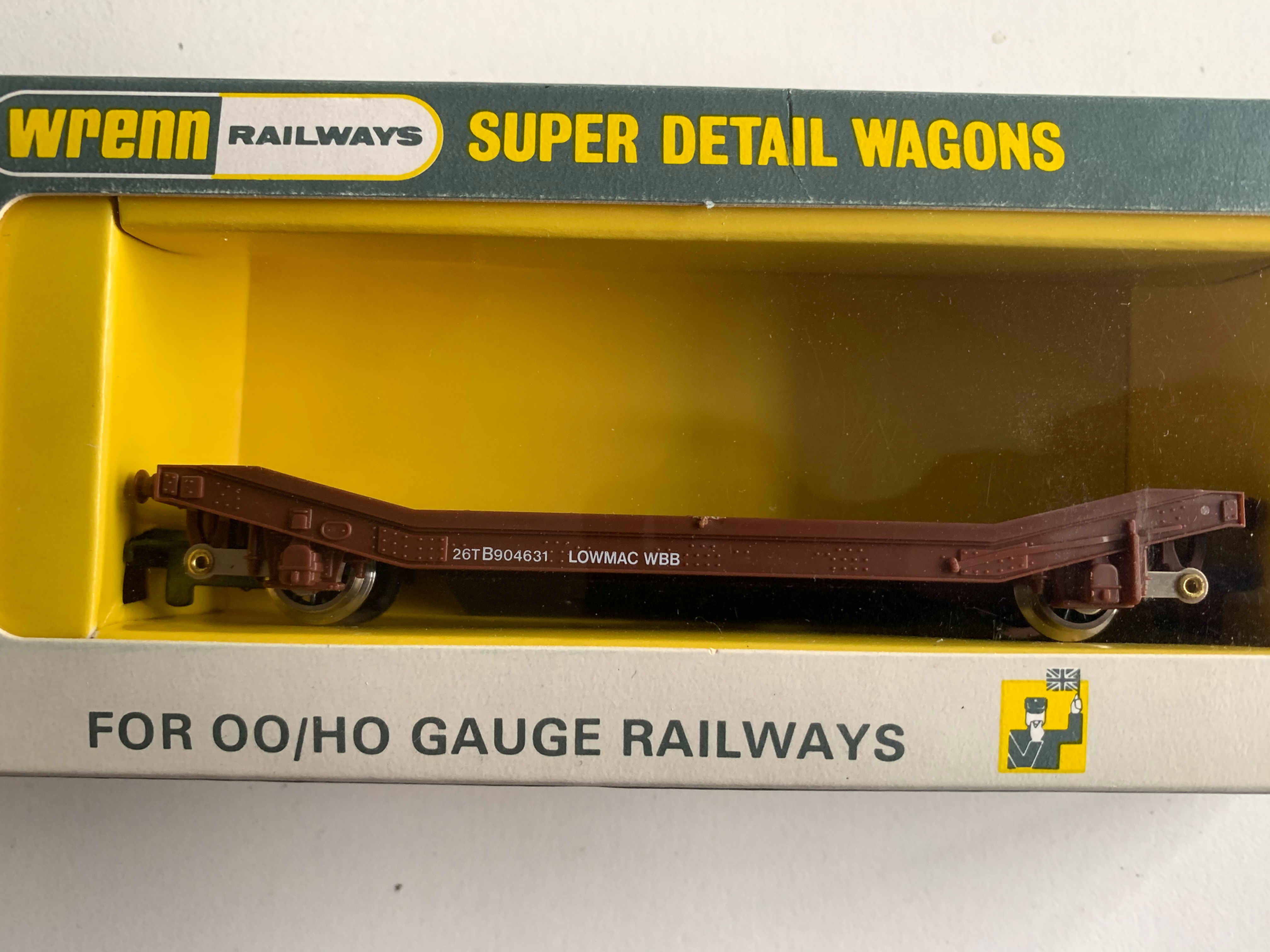 W4652 MACHINE WAGON LOWMAC - PERIOD 4