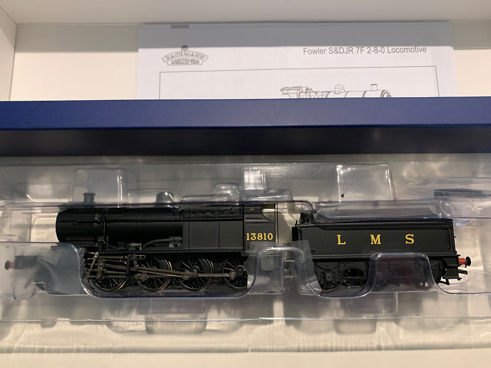 Thumbnail: 31-015 CLASS 7F 2-8-0 13810 LMS BLACK