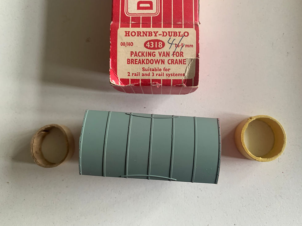 Thumbnail: 4318 PACKING VAN FOR BREAKDOWN CRANE - BOXED (plastic couplings)