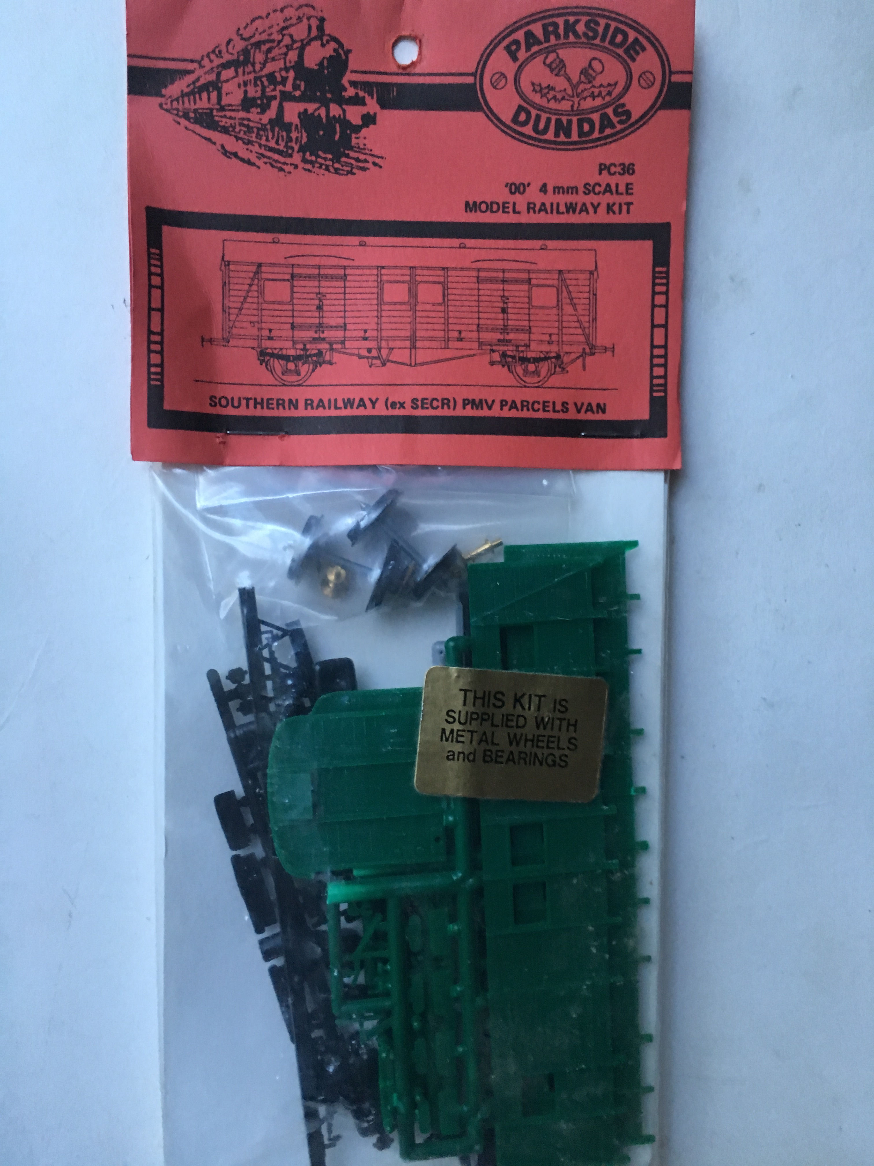 PARKSIDE DUNDAS PC36 SOUTHERN RAILWAY (EX SECR) PMV PARCELS VAN