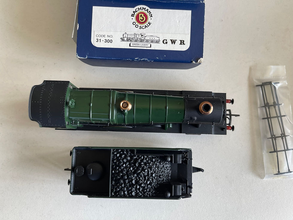 Thumbnail: 31-300 MANOR CLASS 7802 BRADLEY MANOR GWR GREEN