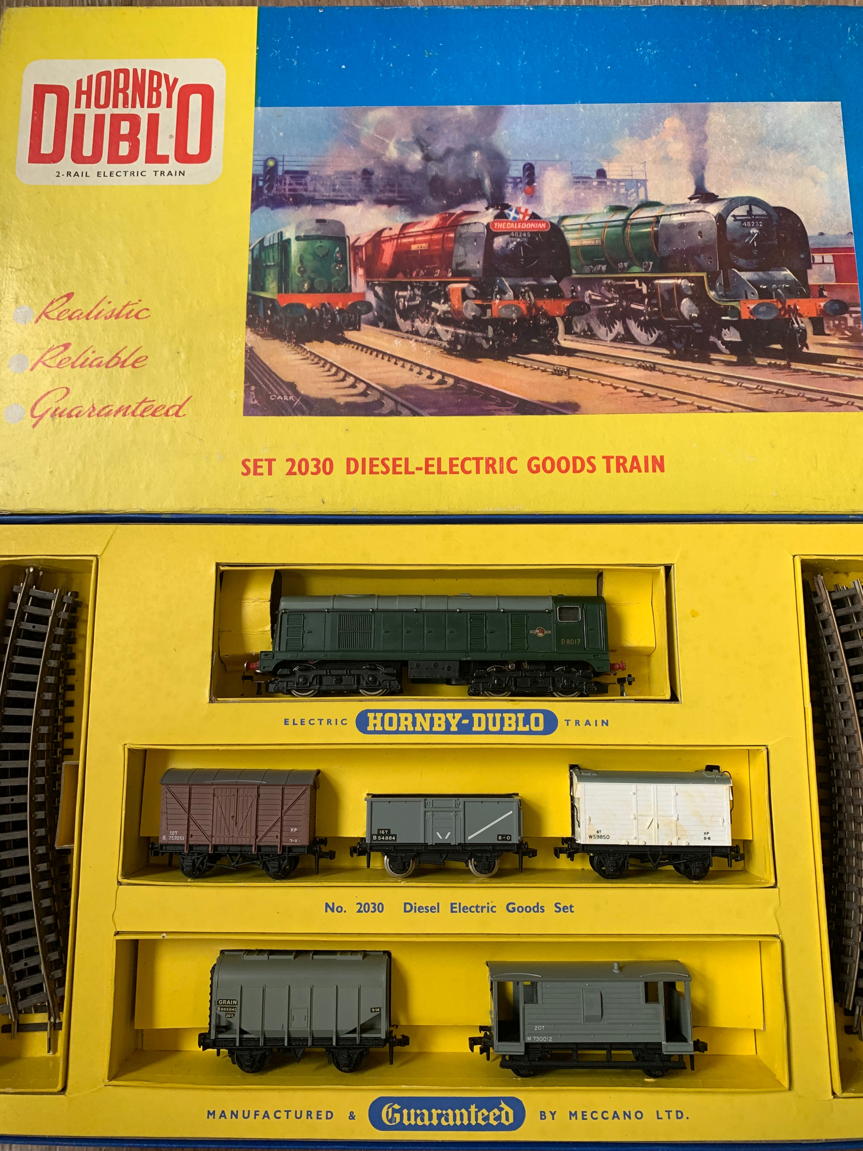 2030 THE DIESEL ELECTRIC GOODS TRAIN SET